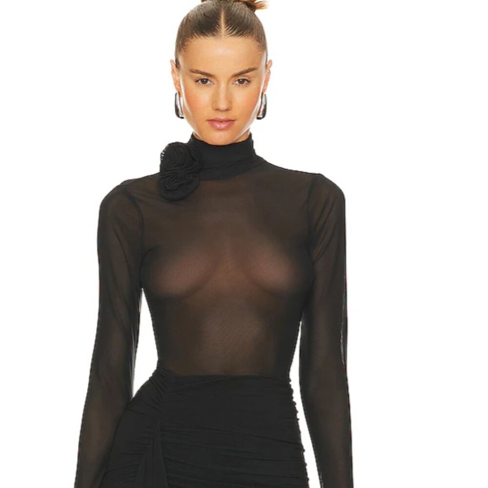 Rosette black sheet turtle Neck NWT size Medium - Picture 1 of 7